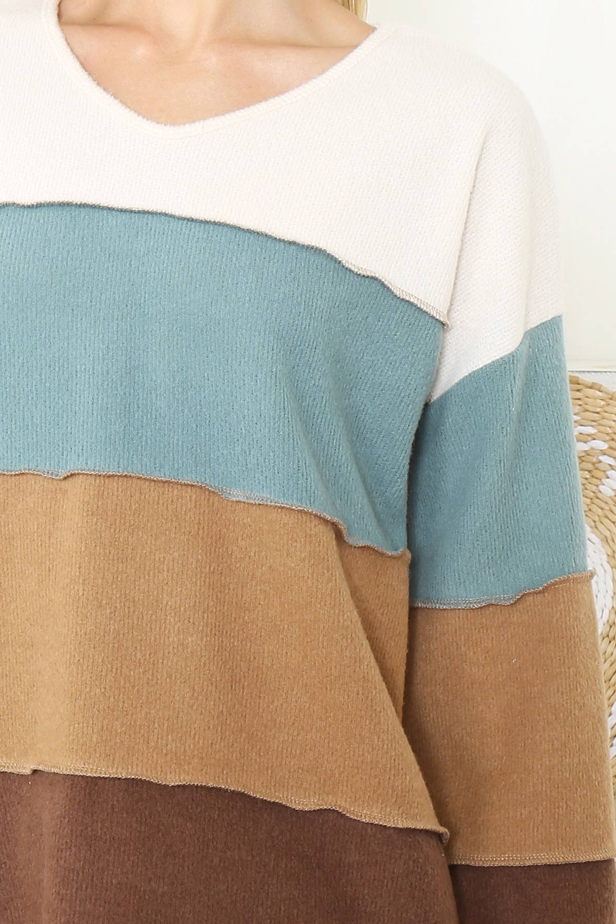 PLUS SIZE COLOR BLOCK REVERSED COVERSTITCH DETAIL