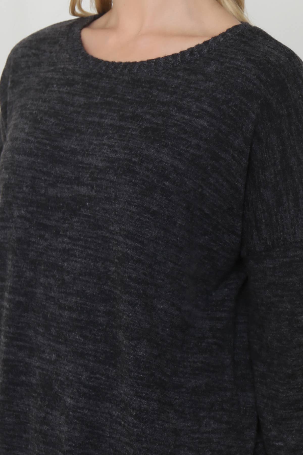 PLUS SIZE LONG SLEEVE SWEATER TOP