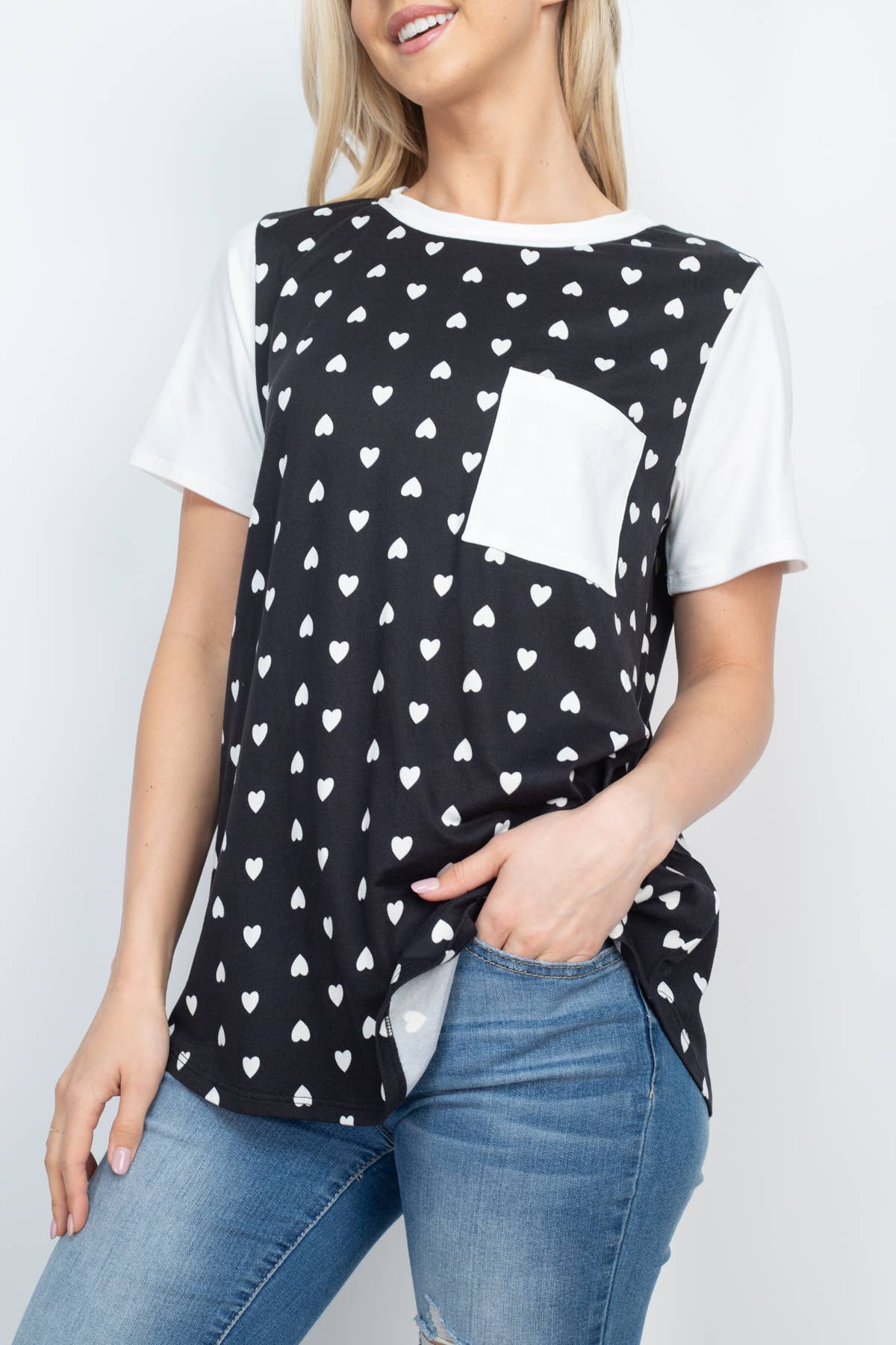 HEART PRINT RAGLAN POCKET TOP