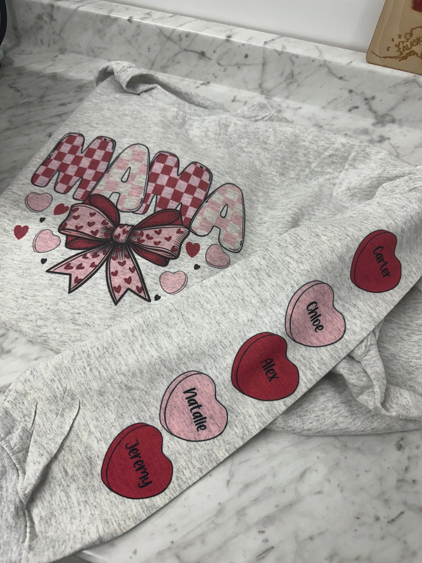 Mama Personalized with hearts Crewneck Sweatshirt