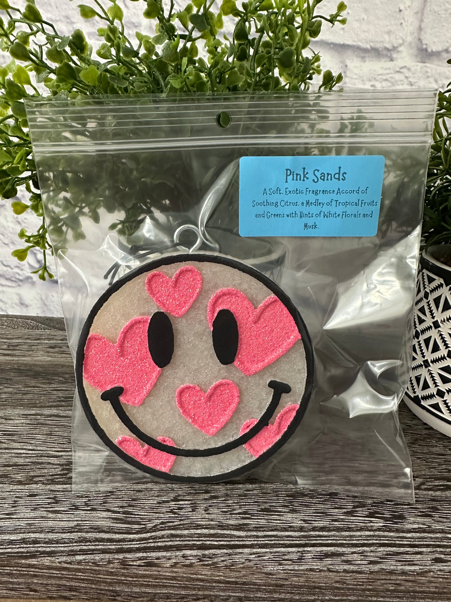 Pink Sands- Valentines Day Heart Smiley (Pink/Black) Freshie