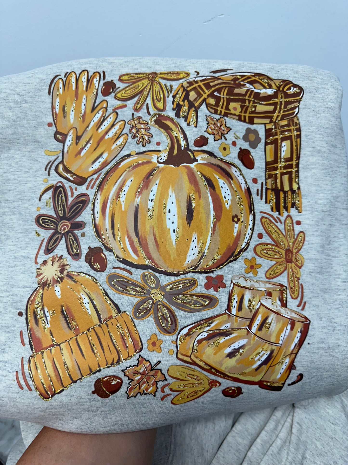 Fall Favorites… Crewneck Sweatshirt