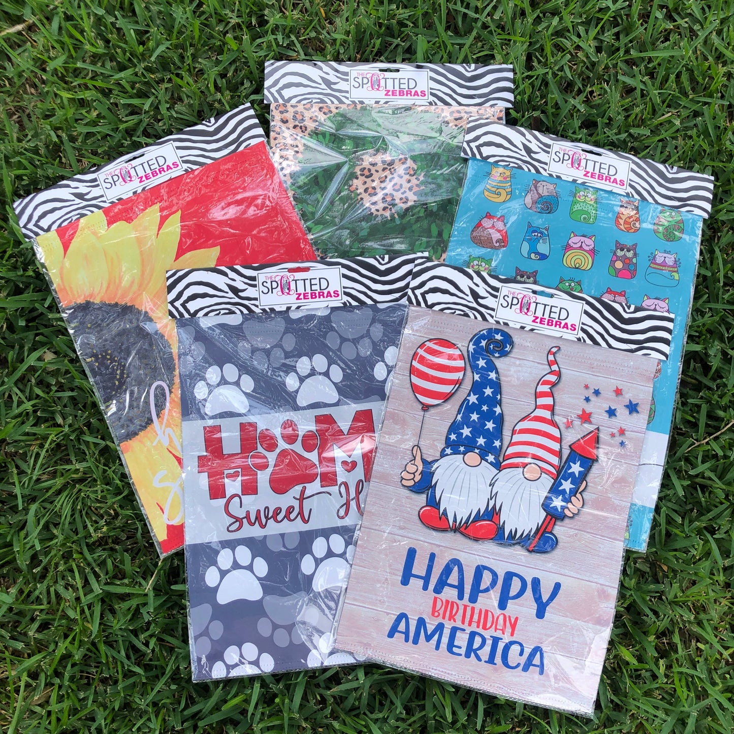 Garden Flag - Home Sweet Home Paw Prints