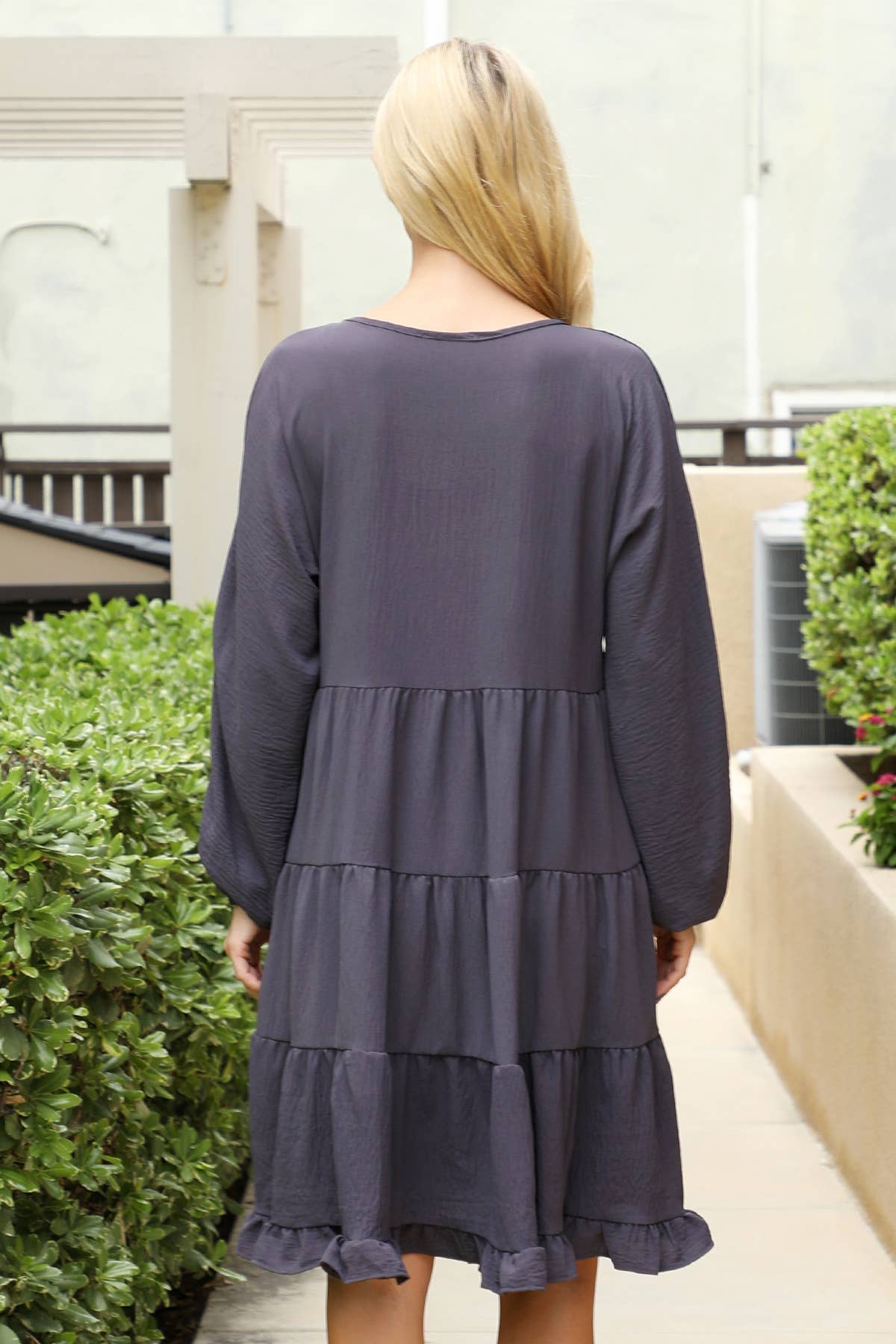 WOVEN PUFF SLEEVE V-NECK ELASTIC WAIST TIERED