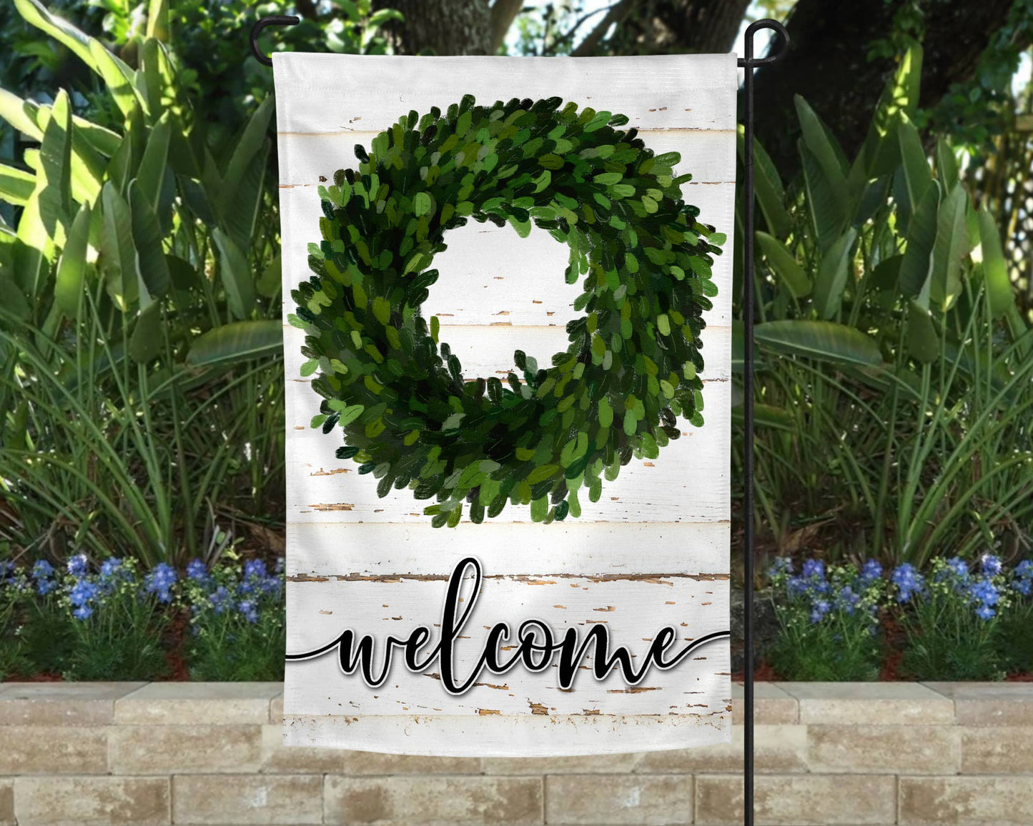 Garden Flag - Boxwood Wreath