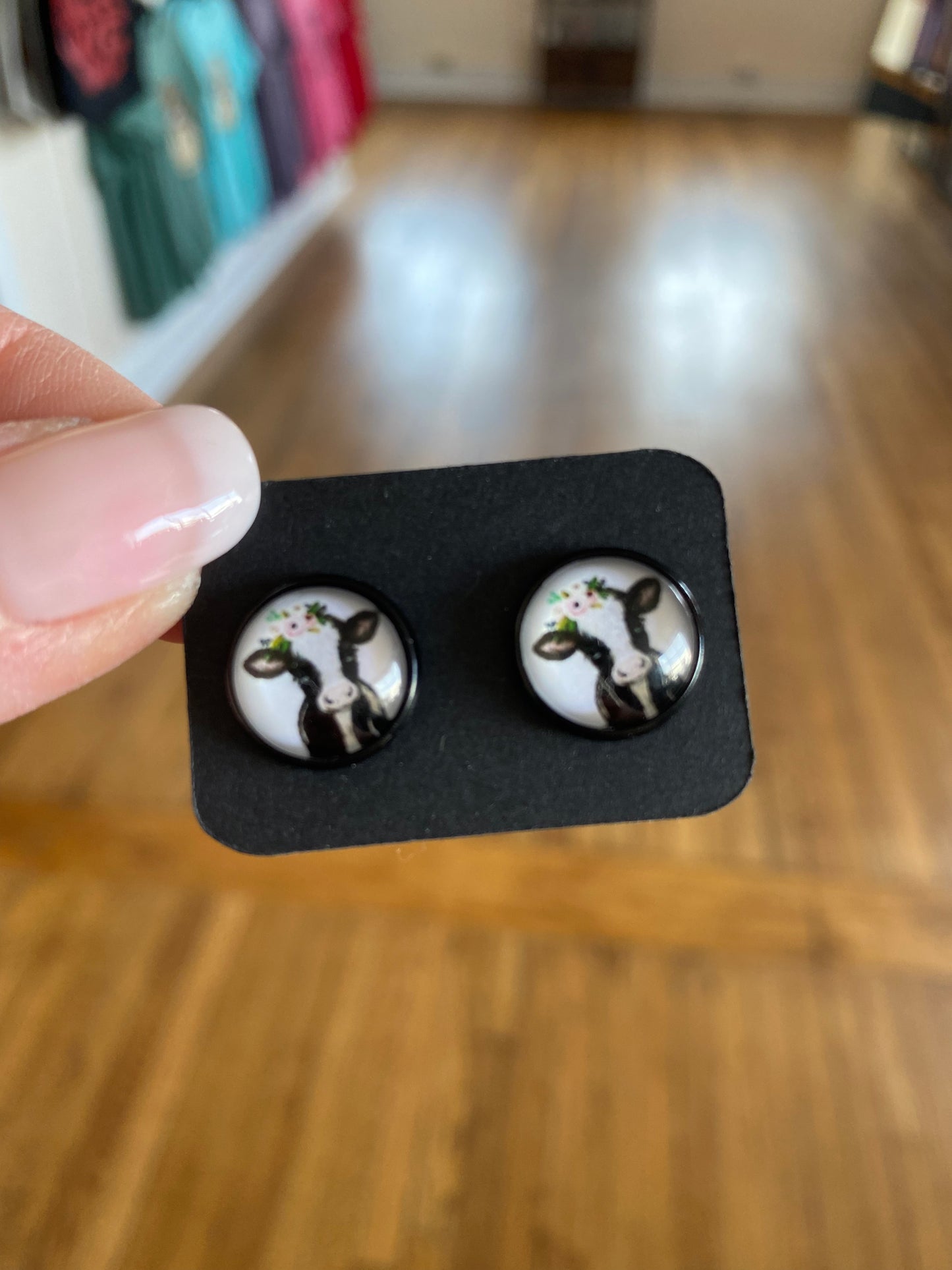 Stud Earrings Single Pair